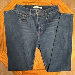 *LEVI'S* Medium Wash 720 High Rise Super Skinny Jeans Size 26